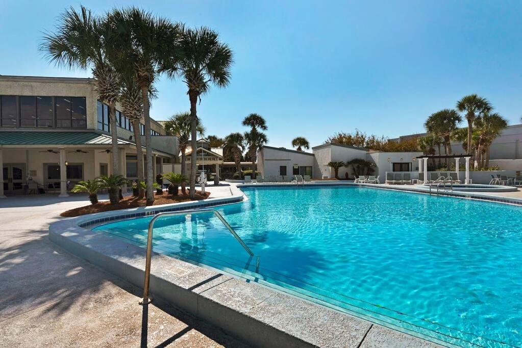 Lovely Sandestin Resort Studio With Balcony And Sunset View エクステリア 写真